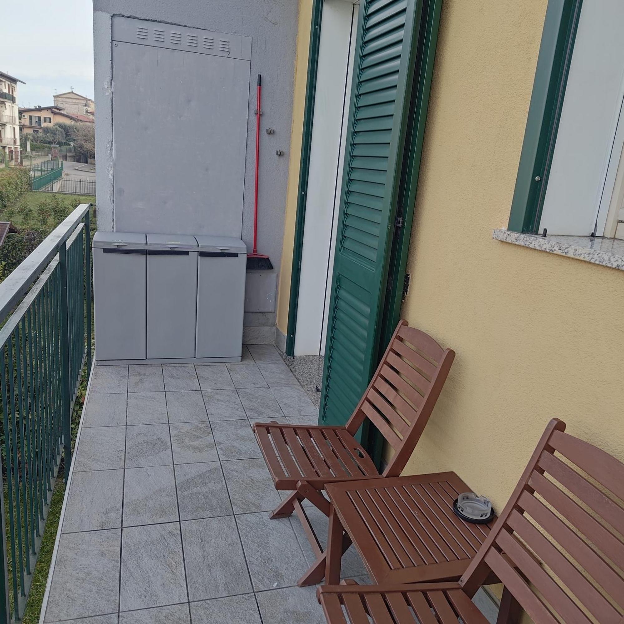 Peschiera Appartamenti Vacanze Peschiera del Garda Eksteriør billede