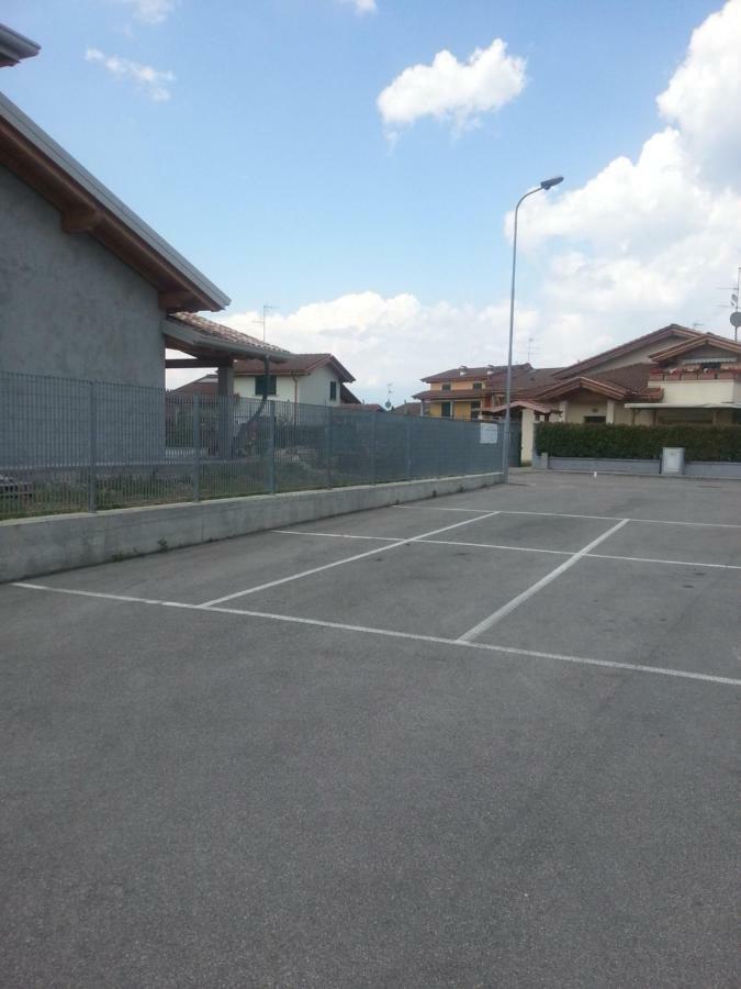 Peschiera Appartamenti Vacanze Peschiera del Garda Eksteriør billede